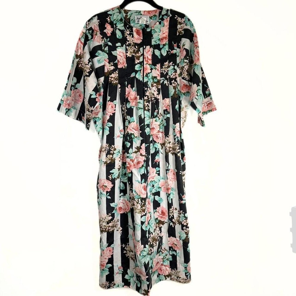 Vintage Floral Striped Lounger Dress Zip Front Housecoat Medium Petite Mrs Roper